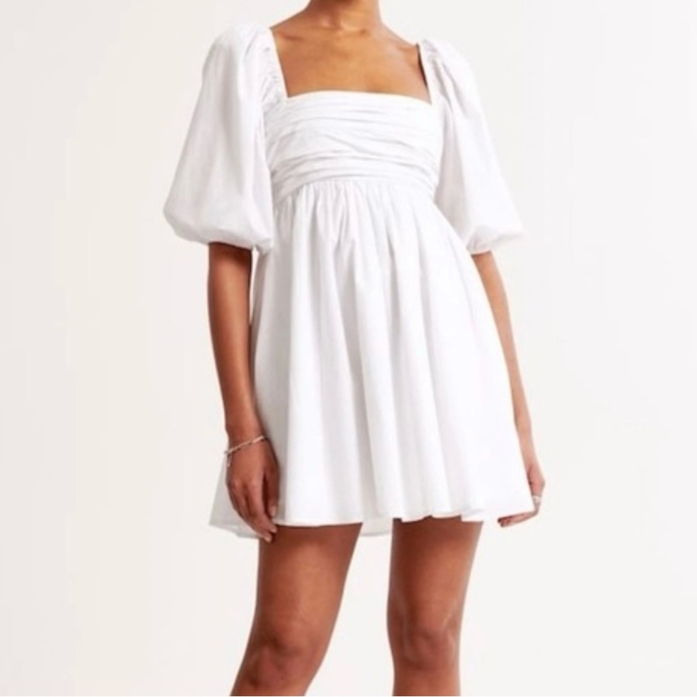 Abercrombie & Fitch Elegant White Puff Sleeve Dress